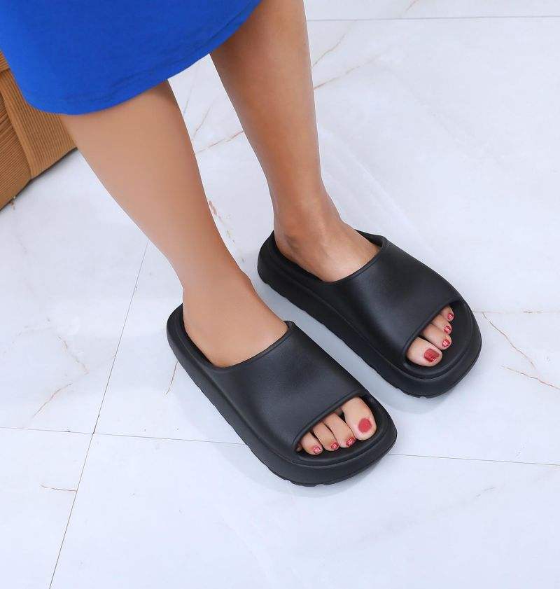 shoes wholesale China supplier - view 5