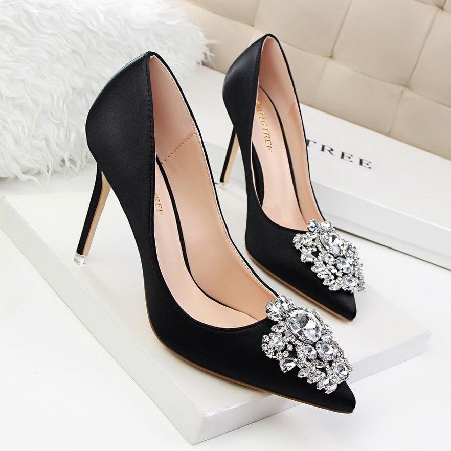 shoes wholesale China supplier - view 4