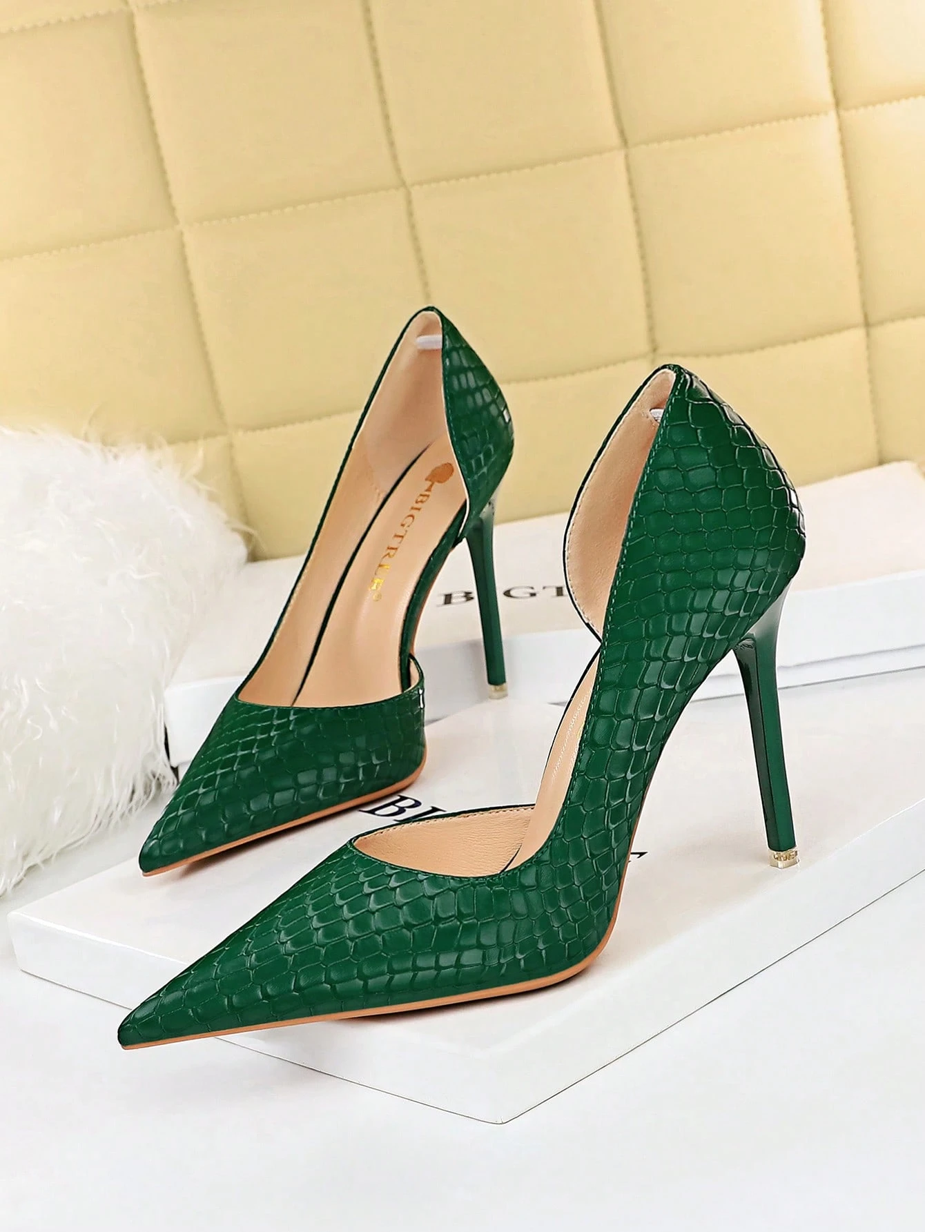 pointed toe high heels wholesale China supplier